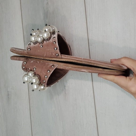 Miu Miu Burgundy Velvet Faux Pearl Embellished Flat Slides sz 37/6.5 - Picture 10 of 14